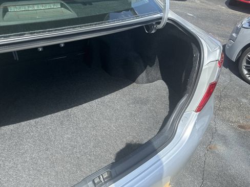 Used 2012 Toyota Camry LE image 25