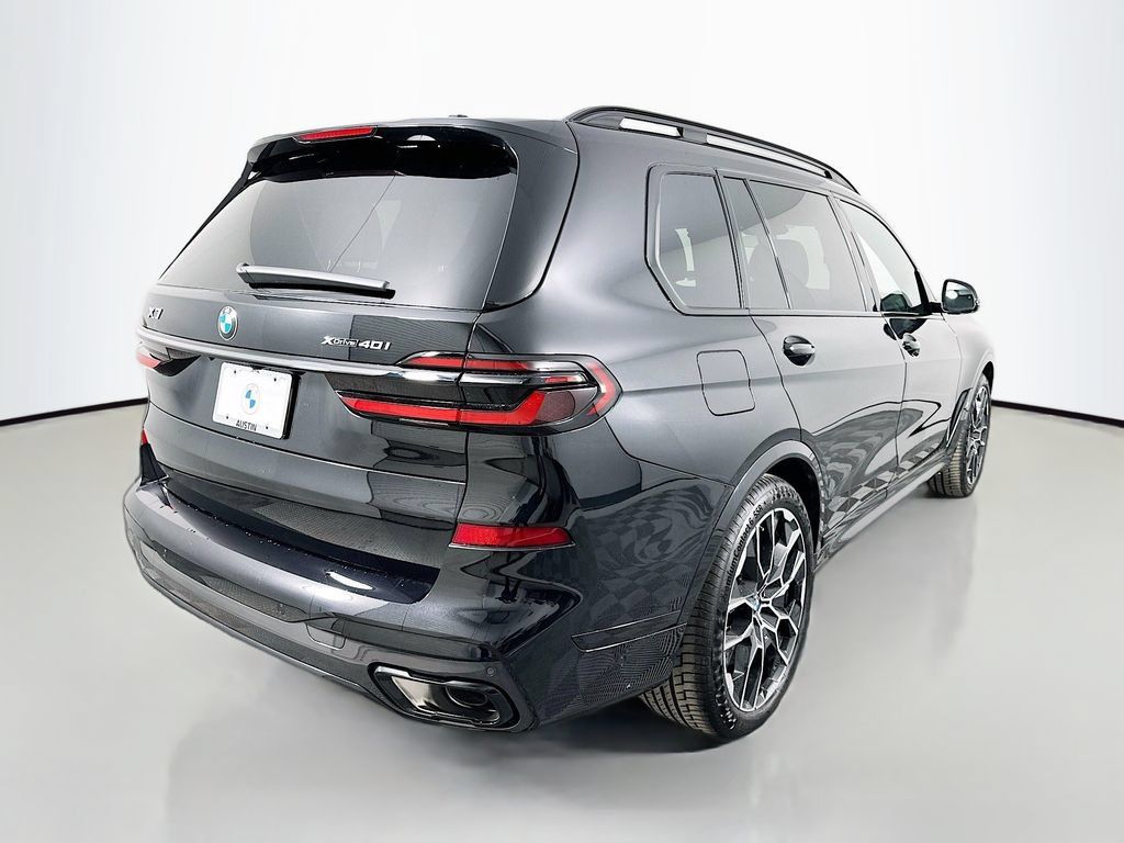 Used 2026 BMW X7 xDrive40i w/ M Sport Package AWD/4WD image 5