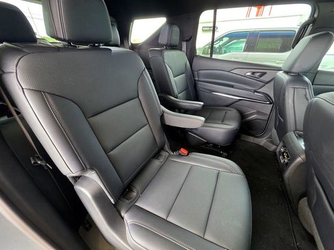 Used 2026 Chevrolet Traverse LT AWD/4WD image 64