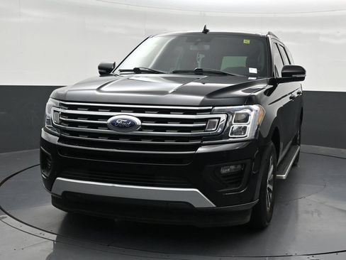 Used 2020 Ford Expedition XLT w/ Equipment Group 201A RWD image 9