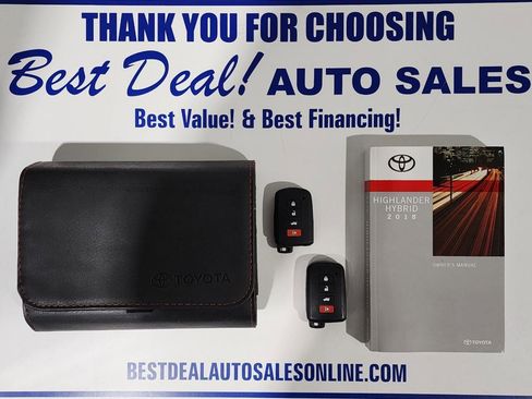 Used 2018 Toyota Highlander XLE image 34