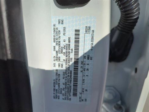 Used 2024 Ford F250 Lariat w/ Black Appearance Package image 29