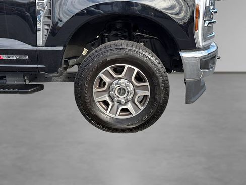 Used 2024 Ford F350 Lariat w/ Camper Package image 15