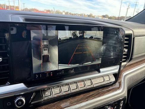 Used 2025 GMC Sierra 1500 Elevation w/ Elevation Premium Package image 16