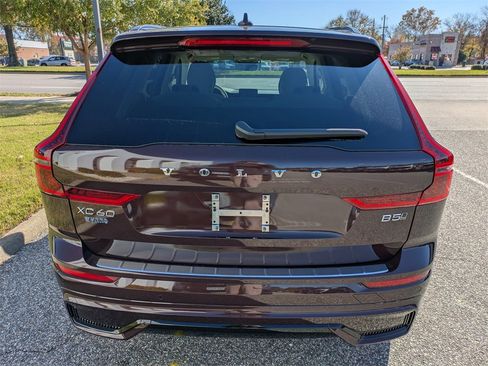 New 2026 Volvo XC60 B5 Ultra w/ Climate Package image 5