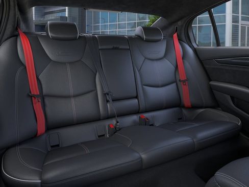 New 2026 Cadillac CT5 V Blackwing w/ Carbon Fiber 2 Package RWD image 17