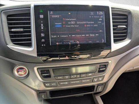 Used 2016 Honda Pilot EX-L image 11