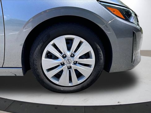 Used 2024 Nissan Sentra S FWD image 31