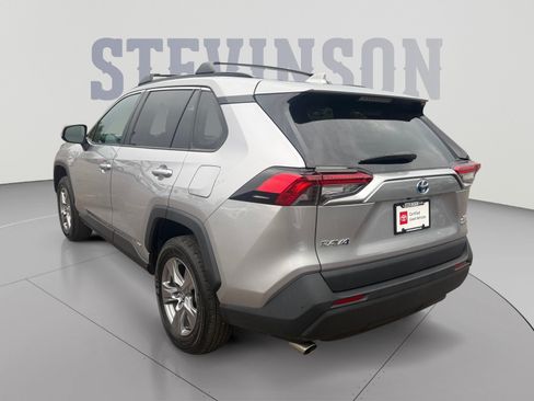 Certified 2023 Toyota RAV4 XLE w/ Convenience Package AWD/4WD image 3