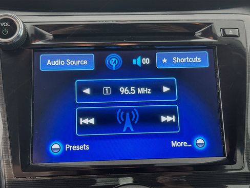 Used 2014 Honda Odyssey Touring image 19