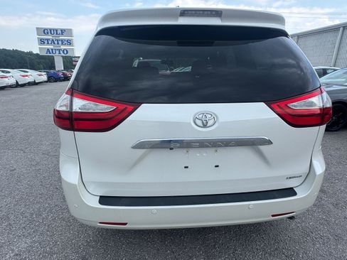Used 2015 Toyota Sienna Limited FWD image 6
