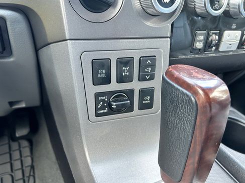 Used 2015 Toyota Sequoia Platinum image 20