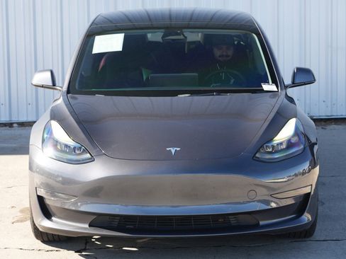 Used 2022 Tesla Model 3 Long Range image 48