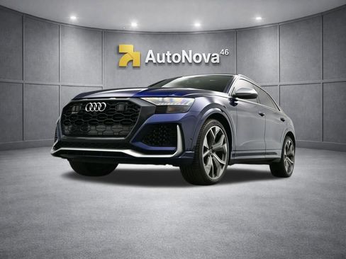 Used 2022 Audi RS Q8 w/ Luxury Package image 40