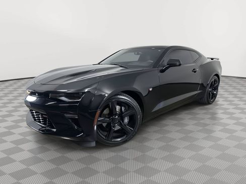 Used 2017 Chevrolet Camaro SS RWD image 1