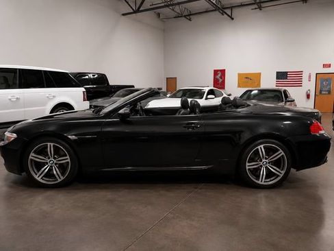 Used 2007 BMW M6 Convertible RWD image 12