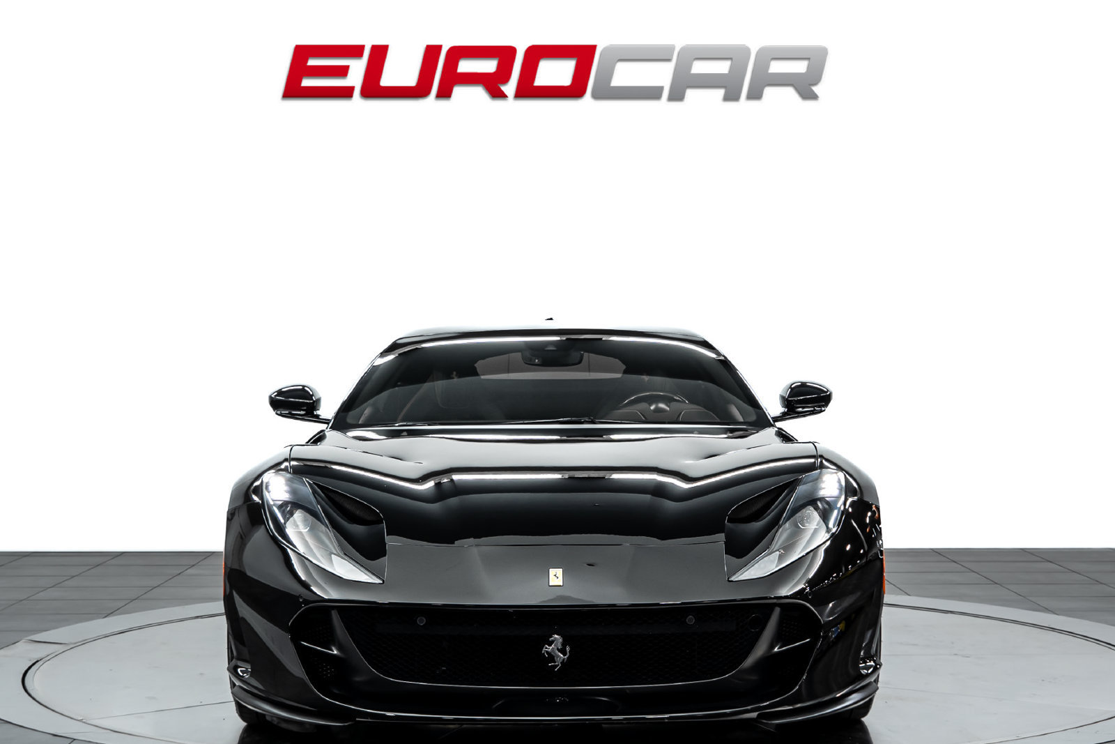 Used 2020 Ferrari 812 Superfast RWD image 8
