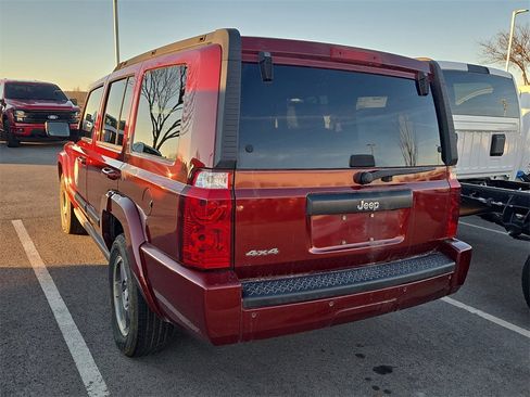 Used 2007 Jeep Commander Sport image 2