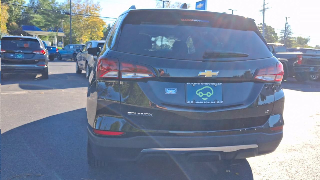 Certified 2023 Chevrolet Equinox LT FWD image 2