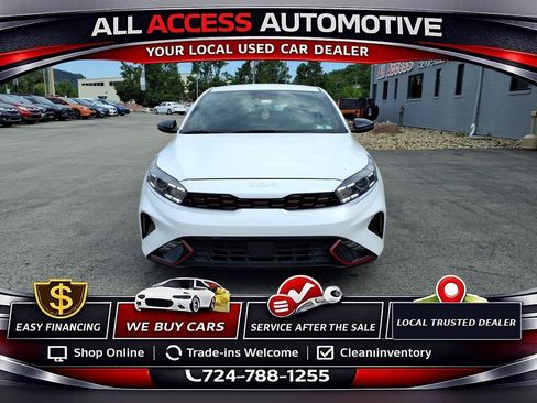 Used 2023 Kia Forte GT-Line w/ GT-Line Technology Package FWD image 2