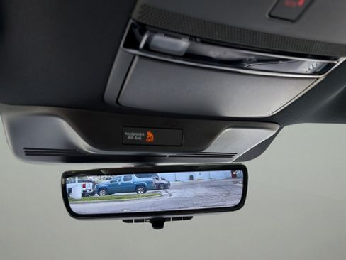 Used 2025 Nissan Armada PRO-4X AWD/4WD image 22