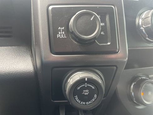 Used 2019 Ford F150 XLT w/ Equipment Group 302A Luxury AWD/4WD image 27