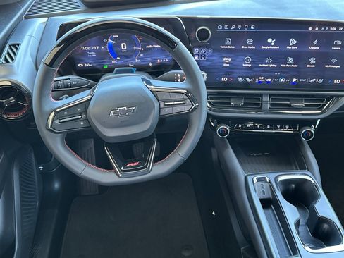 New 2025 Chevrolet Equinox EV RS image 14