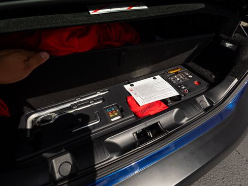 Used 2019 Ferrari Portofino RWD image 69