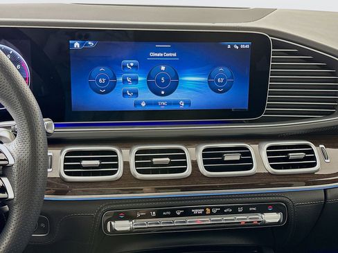 Used 2025 Mercedes-Benz GLE 53 AMG 4MATIC Coupe image 17