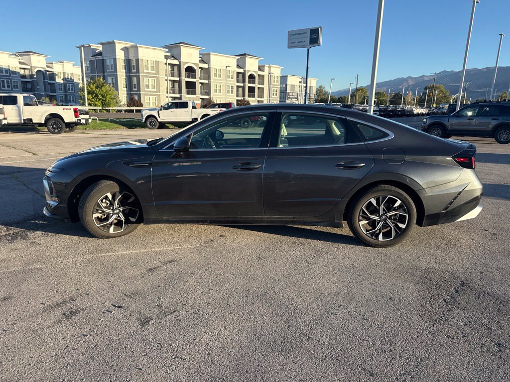 Used 2024 Hyundai Sonata SEL AWD/4WD image 11