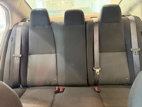 Used 2025 Nissan Sentra SV FWD image 37