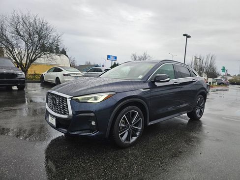 Used 2024 INFINITI QX55 Luxe image 3