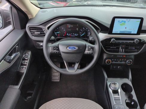 Used 2020 Ford Escape SE FWD image 16