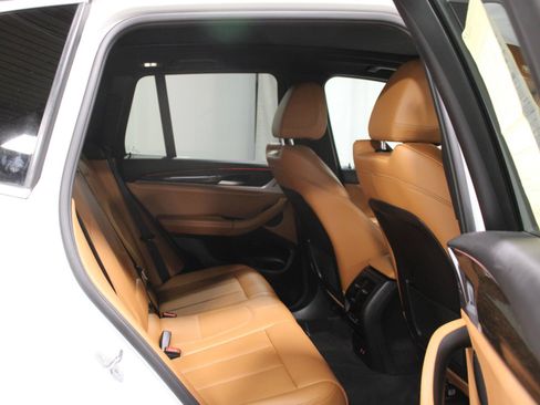 Used 2023 BMW X3 xDrive30i AWD/4WD image 9