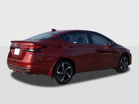 New 2025 Nissan Versa SR image 4