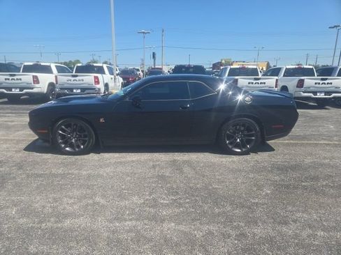 Used 2022 Dodge Challenger R/T Scat Pack w/ Plus Package RWD image 4