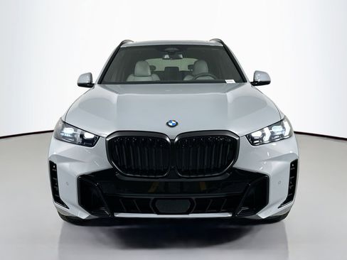 New 2026 BMW X5 xDrive40i w/ M Sport Package image 2