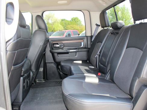 Used 2016 RAM 1500 Laramie w/ Convenience Group image 15