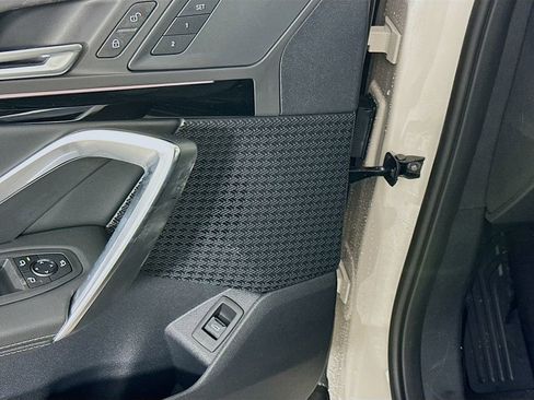 New 2026 BMW X2 xDrive28i w/ Technology Package image 25