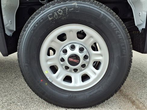 New 2026 GMC Sierra 2500 Pro image 26