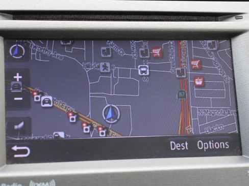 Used 2015 Toyota Prius Three image 26