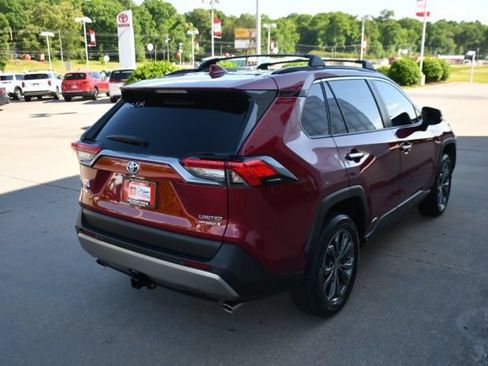 Used 2022 Toyota RAV4 Limited AWD/4WD image 5