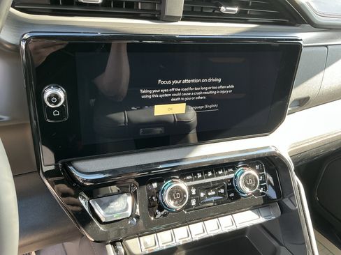 New 2026 GMC Sierra 2500 AT4 w/ AT4 Premium Plus Package AWD/4WD image 20