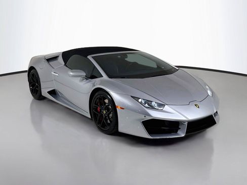 Used 2018 Lamborghini Huracan LP 580-2 RWD image 40
