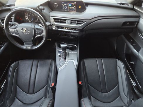 Used 2019 Lexus UX 200 F Sport image 27