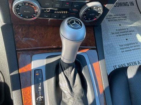 Used 2009 Mercedes-Benz C 300 4MATIC Sedan image 30