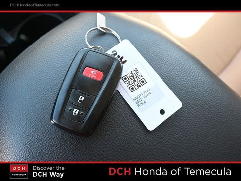 Used 2022 Toyota RAV4 XLE AWD/4WD image 15