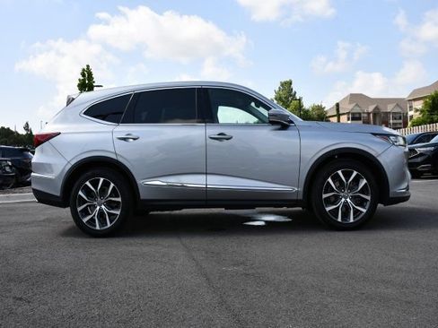Used 2024 Acura MDX SH-AWD w/ Technology Package image 8