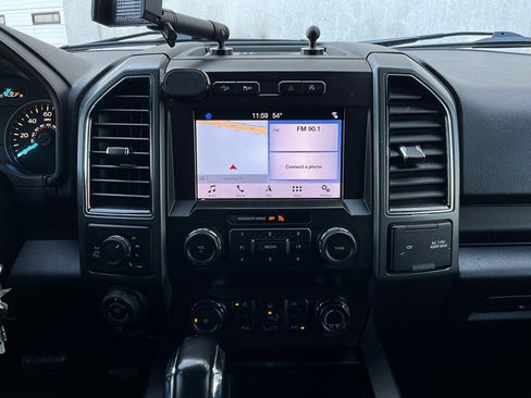 Used 2019 Ford F150 XLT w/ Equipment Group 302A Luxury image 28