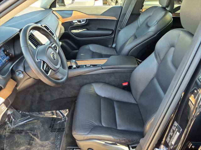 Certified 2024 Volvo XC90 B6 Plus AWD/4WD image 21